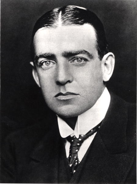 Ernest Shackleton (1874-1922) (b/w photo)  von English Photographer