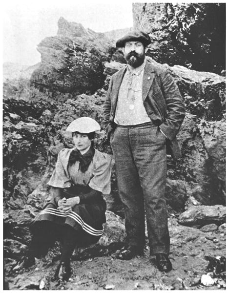 Colette (1873-1954) and Willy (1859-1931) at Belle-Ile, summer 1894 (b/w photo)  von French Photographer