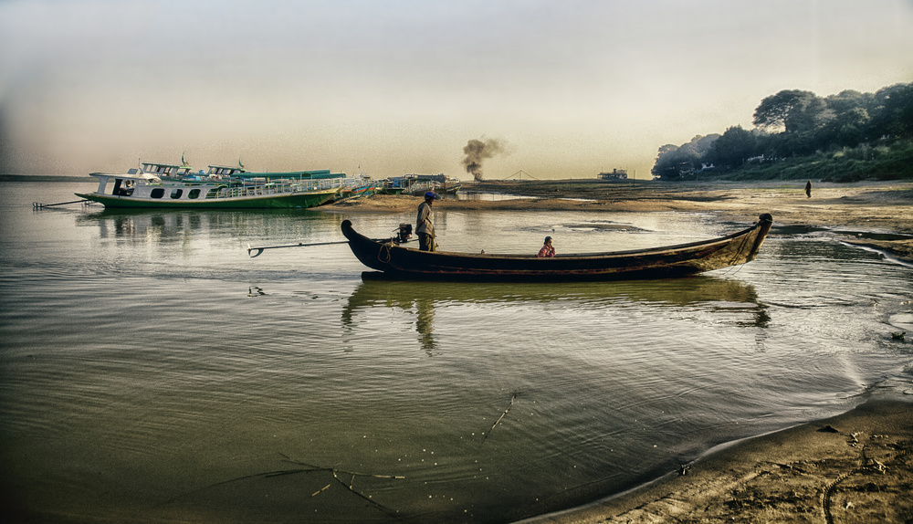 der Fluss Myanmar von Alain Mazalrey