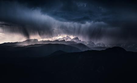 Sturm über den Alpen