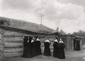 Nuns in front of the Saint Labre mission, Ashland, Montana (b/w photo) 0532