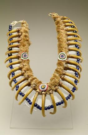 Grizzly Bear Claw Necklace, Iowa, Native American c.1830