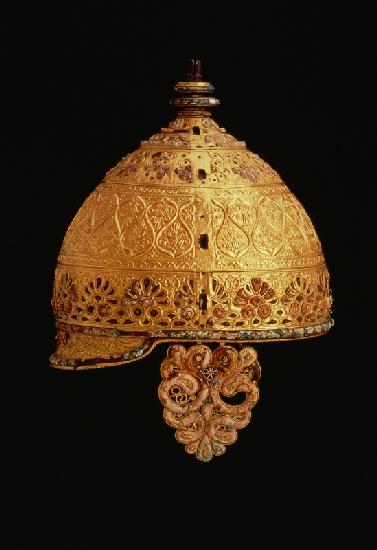 Celtic helmet found at AgrisCharante 4th centur