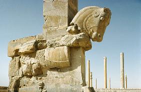 Sculpture of a Bullwith a view of the Hall of a Hundred Columns and of the Apadana (audience hall) A 5th centur