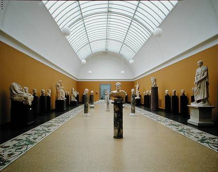 View of the Roman Hall (photo) von Anonymous