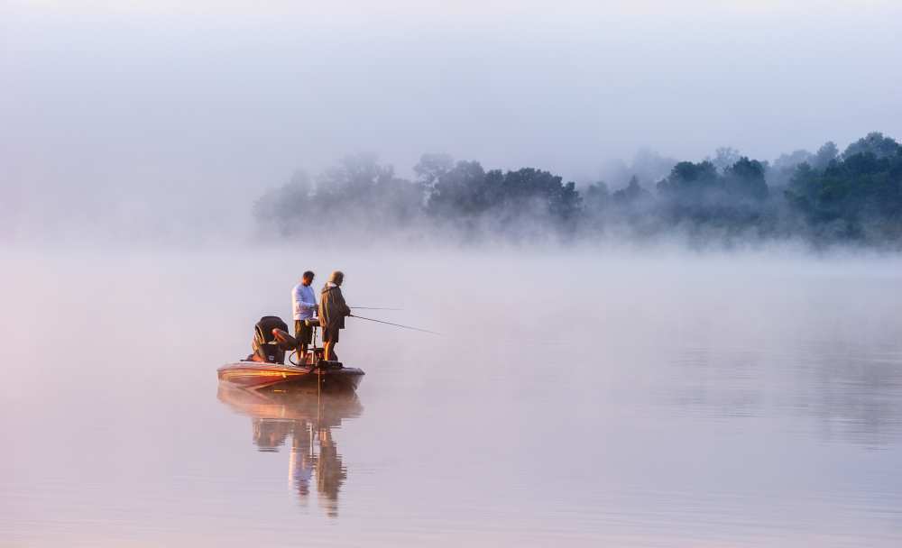 Fishing on Foggy Lake von Austin