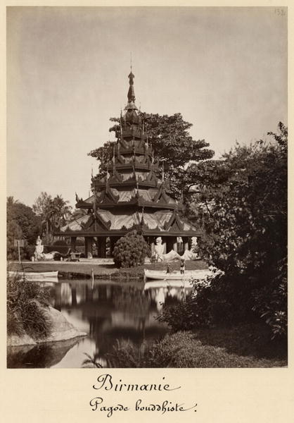 Buddhist rest house, Moulmein, Burma, c.1875 (albumen print from a glass negative) (b/w photo)  von 