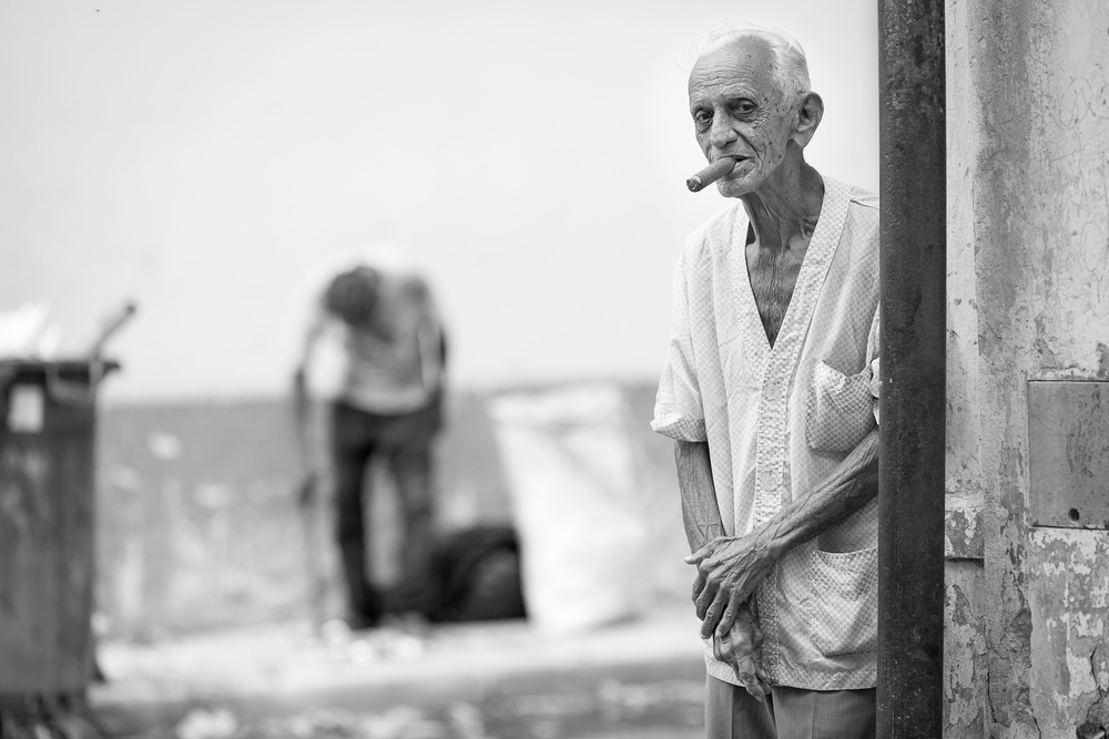 Menschen in Havanna,Kuba von Dan Mirica