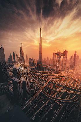 Dubais feuriger Sonnenuntergang