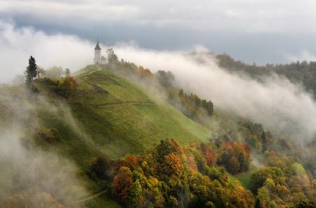 Jamnik im Nebel