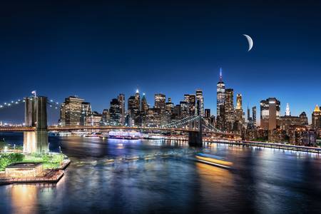 Moonrise in New york 2022