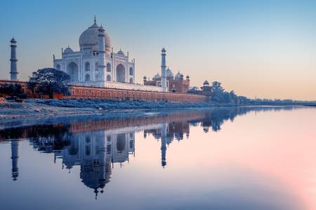 Taj Mahal Reflection 2018