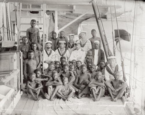 33 captured slaves on board a ship (albumen print) von English School