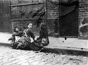 London Slums, Twine Court