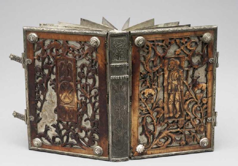 Lutherbibel (Buch mit 27 Metall- und Pergamentblättern) von Ferdinand Hodler