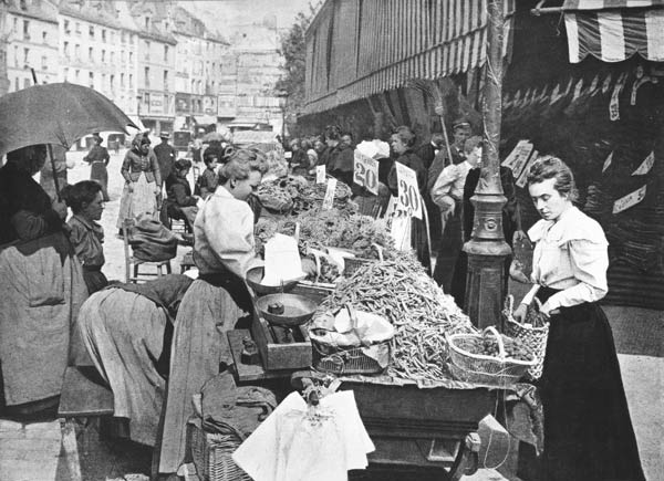 Die Straßenhändler in der Rue Mouffetard von French Photographer, (19th century)