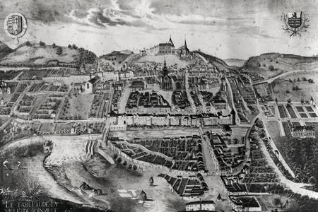 View of the chateau and town of Joinville from a painting of 1639 von French School
