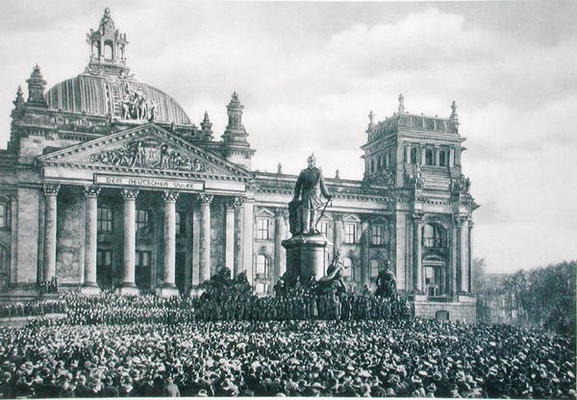 Philipp Scheidemann (1865-1939) gives an address from the Reichstag announcing the creation of a new von German Photographer, (20th century)
