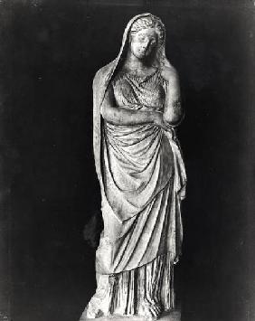 Draped and veiled woman, funeral statue c.325 BC