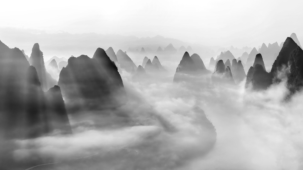 Yangshuo-Morgennebel von Hua Zhu