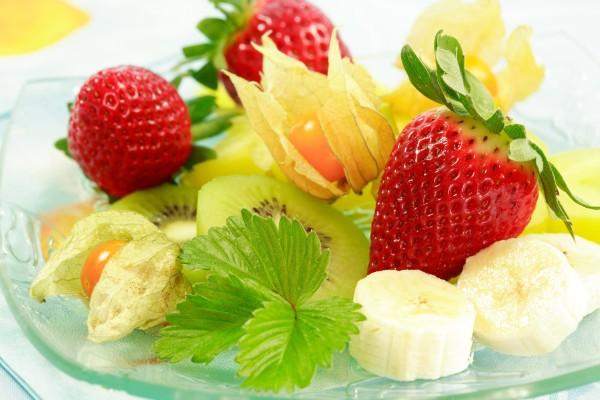 Fresh fruits as dessert von Ingrid Balabanova