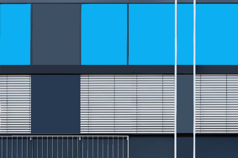 Asymmetrisches Windows von Jan Niezen