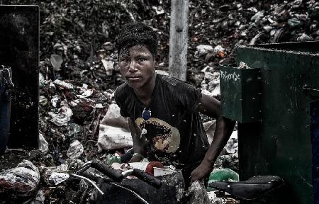 Arbeit auf einer Mülldeponie in Bangladesch