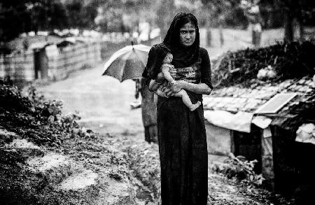 Auf den Straßen eines Rohingya-Flüchtlingslagers – Bangladesch