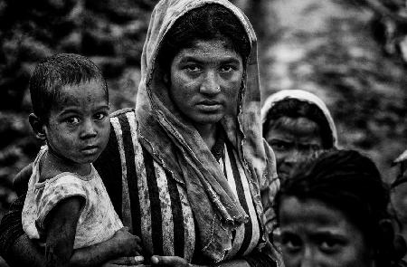 Rohingya-Frau und ihr Kind – Bangladesch