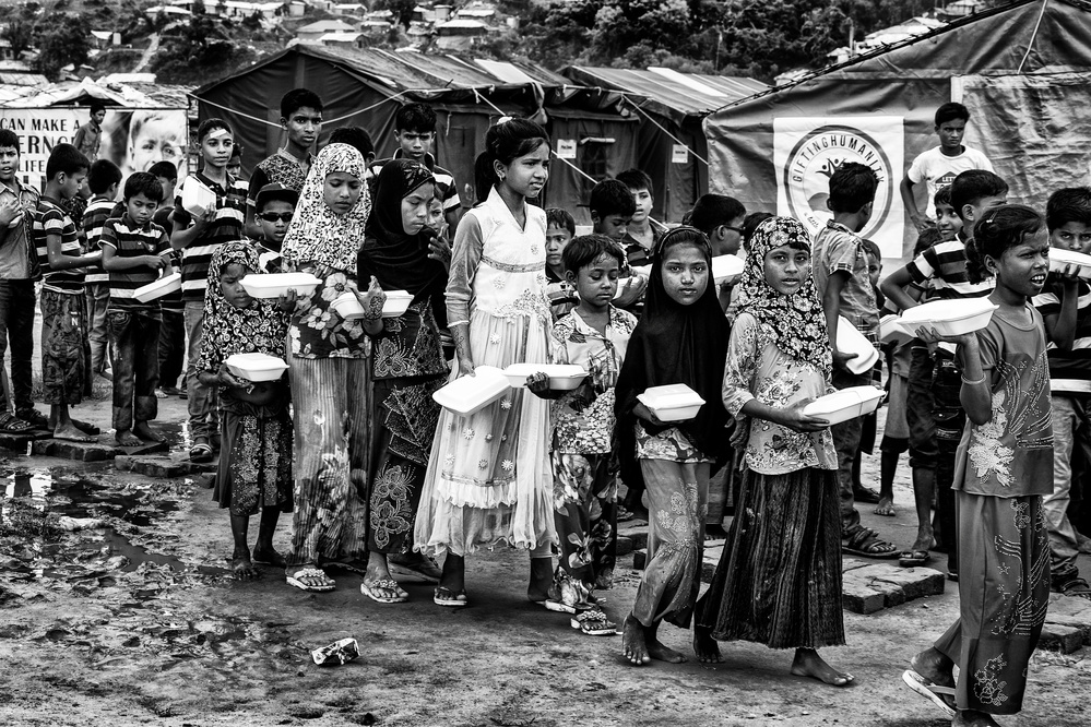 „Sie können das Leben eines Kindes verändern“ Rohingya-Flüchtlingskinder – Bangladesch von Joxe Inazio Kuesta Garmendia