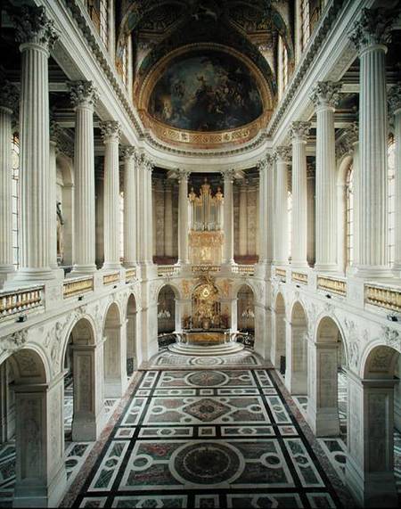 Interior view of the chapel von Jules Hardouin Mansart