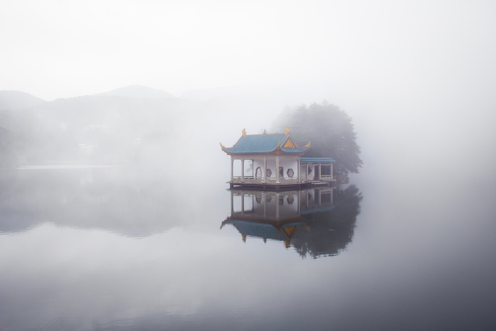 Nebliger See von Li Li