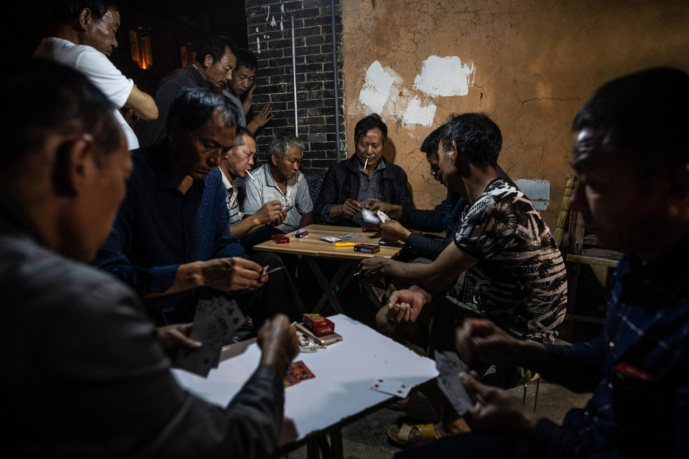 Glücksspiel in Jianshui von Marco Tagliarino