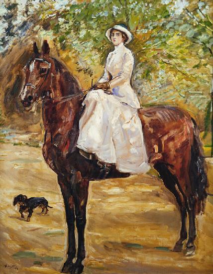 Dame im weißen Reitkleid zu Pferde 1910