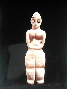 Statuette of a woman, early 4th millennium BC