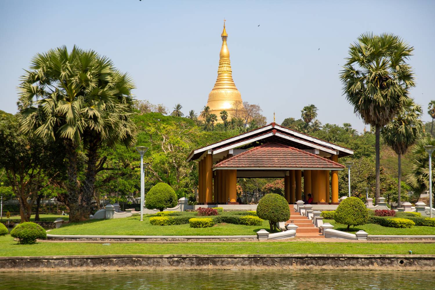 Shwedagon Pagode in Yangon (Rangun) Myanmar (Burma) von Miro May