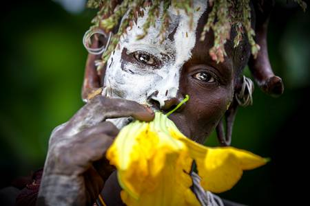 Frau Porträt, Suri / Surma Stamm in Omo Valley, Äthiopien, Afrika 2016