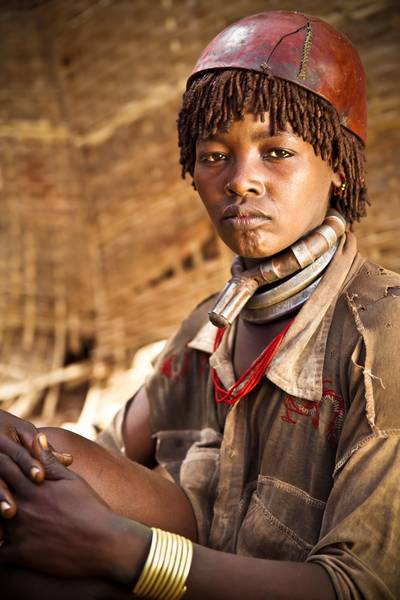 Portrait einer Frau aus dem Hamer Stamm in Omo Valley, Äthiopien, Afrika 2016
