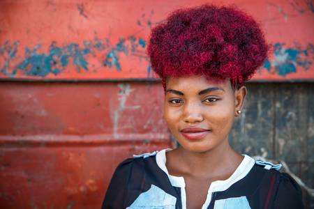 Redhead, Portrait Frau Rote Haare in Nairobi, Kenia, Kenya 2019