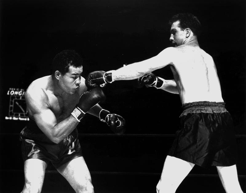 American boxer Joe Louis fighting with Billy Conn von 