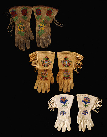 A Pair Of Nez Perce Beaded Hide Gauntlet And  Two Pairs Of Plains Beaded Hide Gauntlets von 
