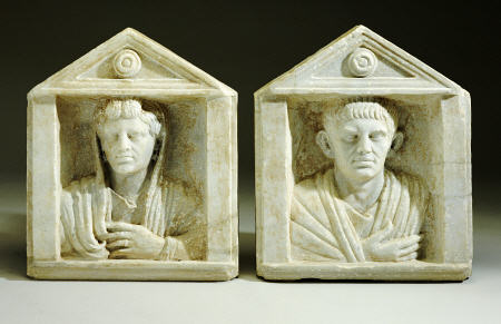 A Pair Of Roman Marble Funerary Reliefs, Early Imperial Period, Circa Late 1st Century B von 