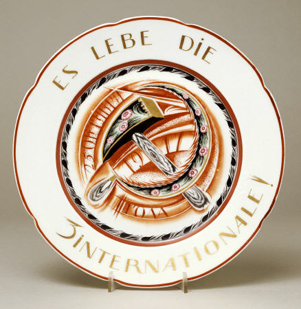 A Soviet Porcelain  Propaganda Plate, With Allegorical Hammer And Sickle  ''Es Lebe Die 3 Internatio von 