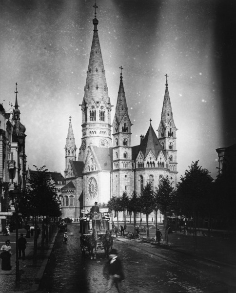 Berlin, Gedächtniskirche / Foto um 1900 von 