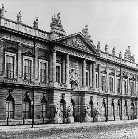 Berlin,Strassenfront des Zeughauses/Foto