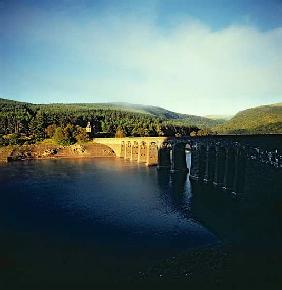 Caban Coch Resevoir