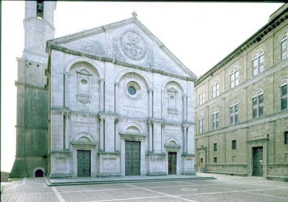 Facade of the Cathedral designed by Bernardo Rossellino (1409-64), the pediment bearing the papal ar von 