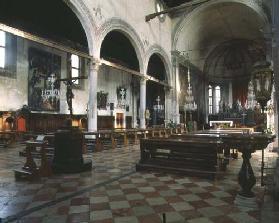 Interior view of the choir and presbytery (photo) 15th
