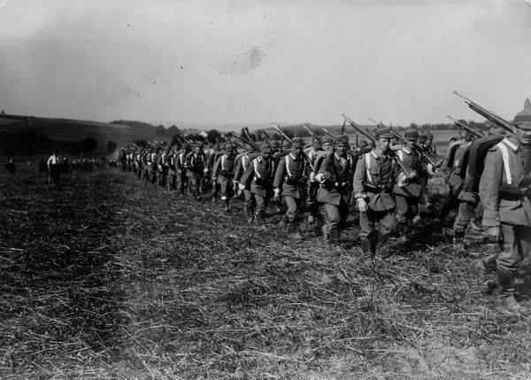 Marschierende Infanterie/Haeckel 1913 von 