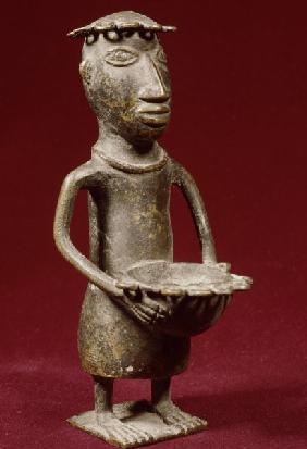 Maennl. Figur, Benin, Nigeria / Messing